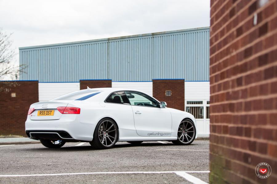  Audi RS5 Coupe on Vossen Wheels (VPS-301) 2017 года  (фото 18 из 48)